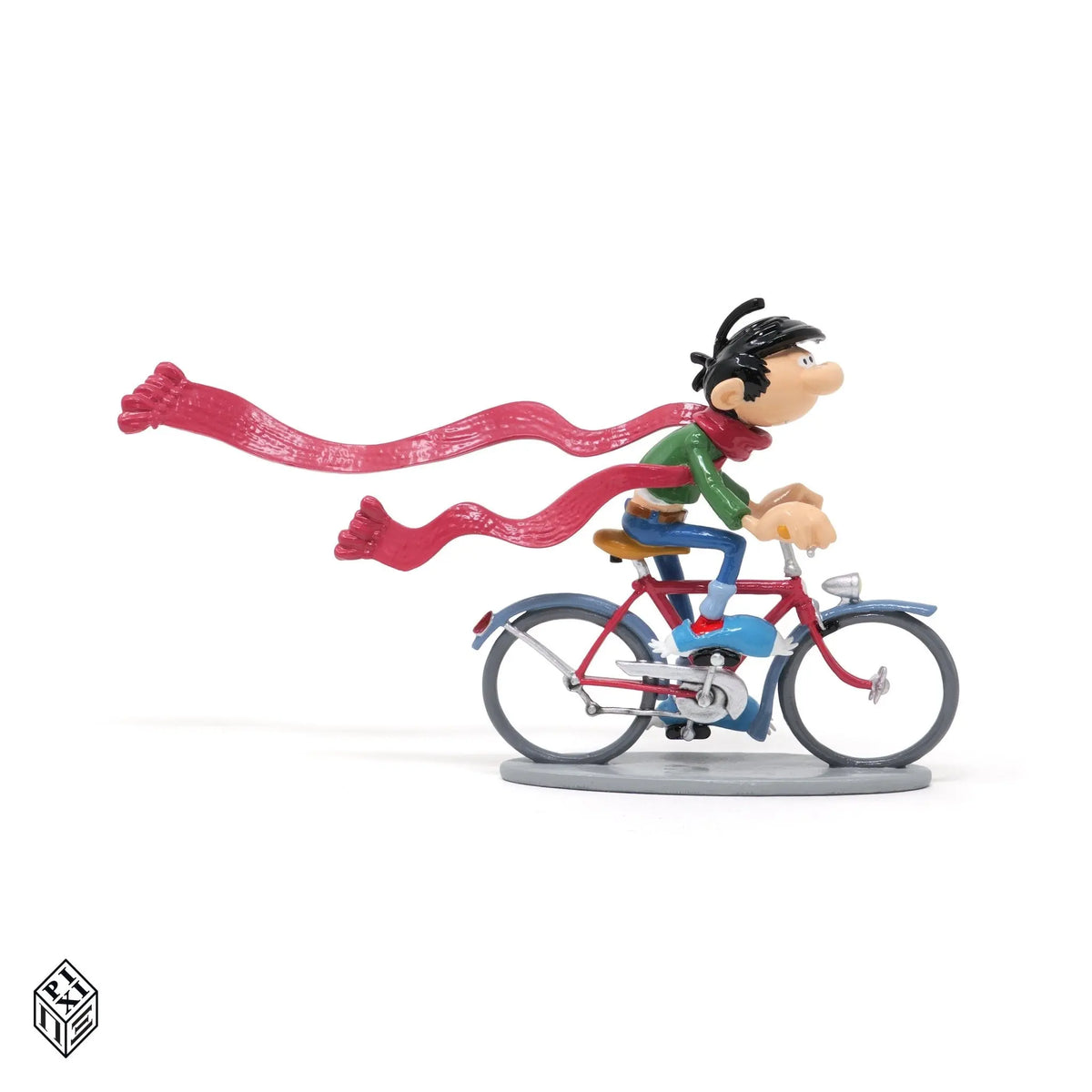 Figurine Pixi Gaston Lagaffe à vélo, détail de l'écharpe géante