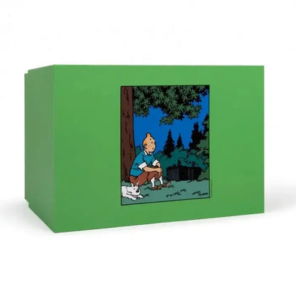 FIGURINE TINTIN: TINTIN ASSIS DANS L'HERBE - La Case Au Tresor